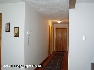 4th image of 5154 Woodland Dr