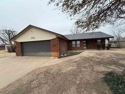 1101 Indian Cir, Enid, OK, 73703