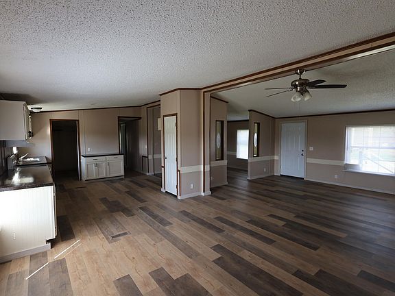 3rd image of 200 Reames Rd