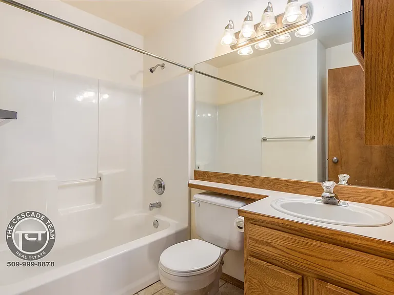 6715 N Louvonne Dr — Photo 12