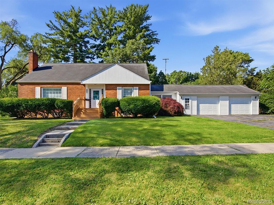 1st image of 3707 Sunset Dr