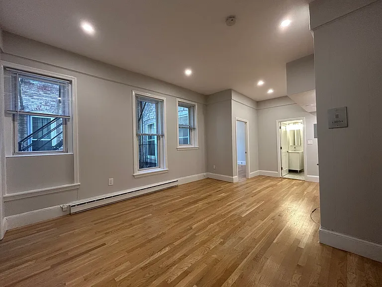829 Boylston St #101 — Photo 3