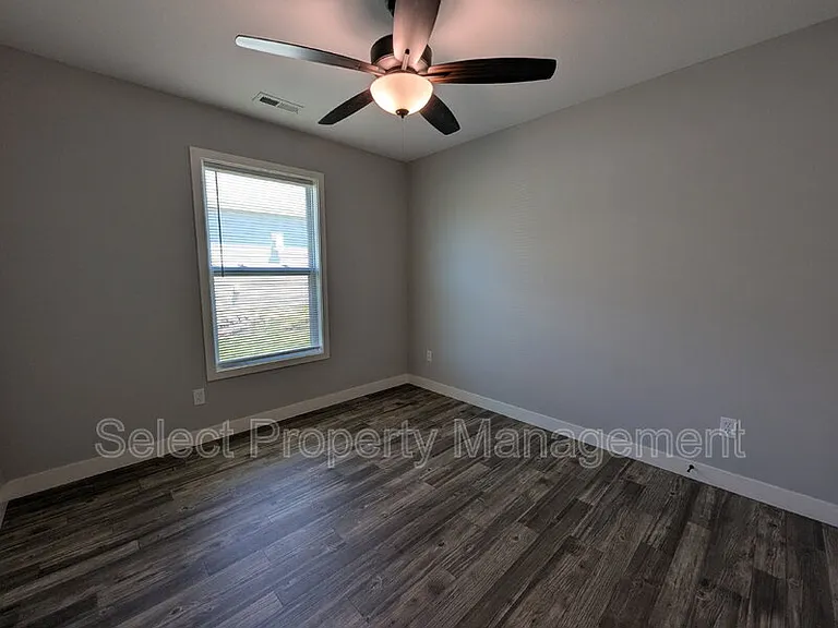 1408 Sacred Oak Ct — Photo 18