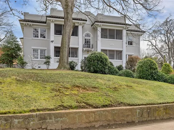 72 W End Blvd APT 3, Winston Salem, NC 27101