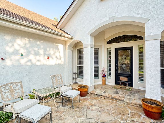 2nd image of 29211 Oakview Bend