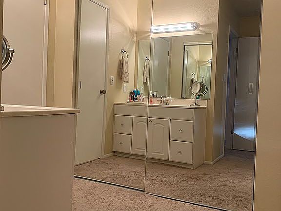 Extra Vanity Dressing area