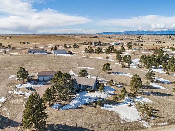 Nice view of property 