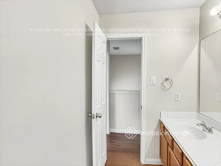 3807 Liberty Square Trl — Photo 19