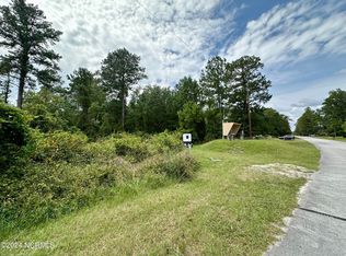 5809 Gondolier Dr, New Bern, NC 28560