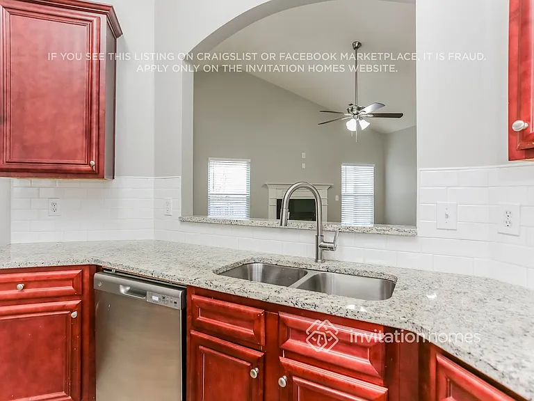 5058 Manning Dr — Photo 10