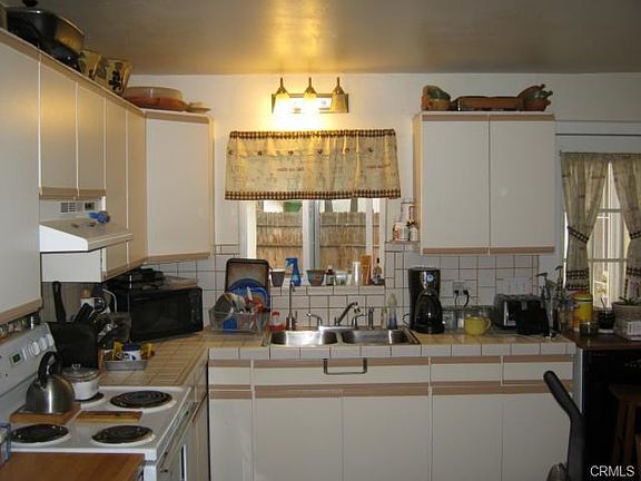 3rd image of 4054 Snook Ave