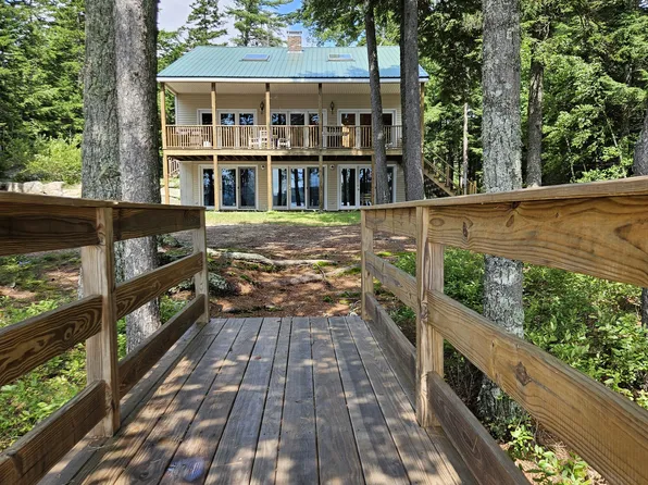 162 Shore Road, Beddington, ME 04622