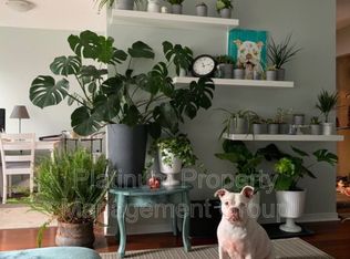 1502 21st Ave SW #102, Calgary, AB T2T0M7