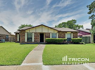 714 Button Dr, Mesquite, TX 75150