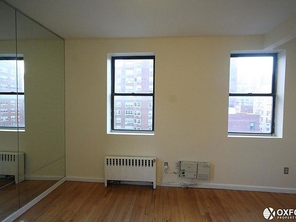 4th image of 201 E 20th St APT 7C