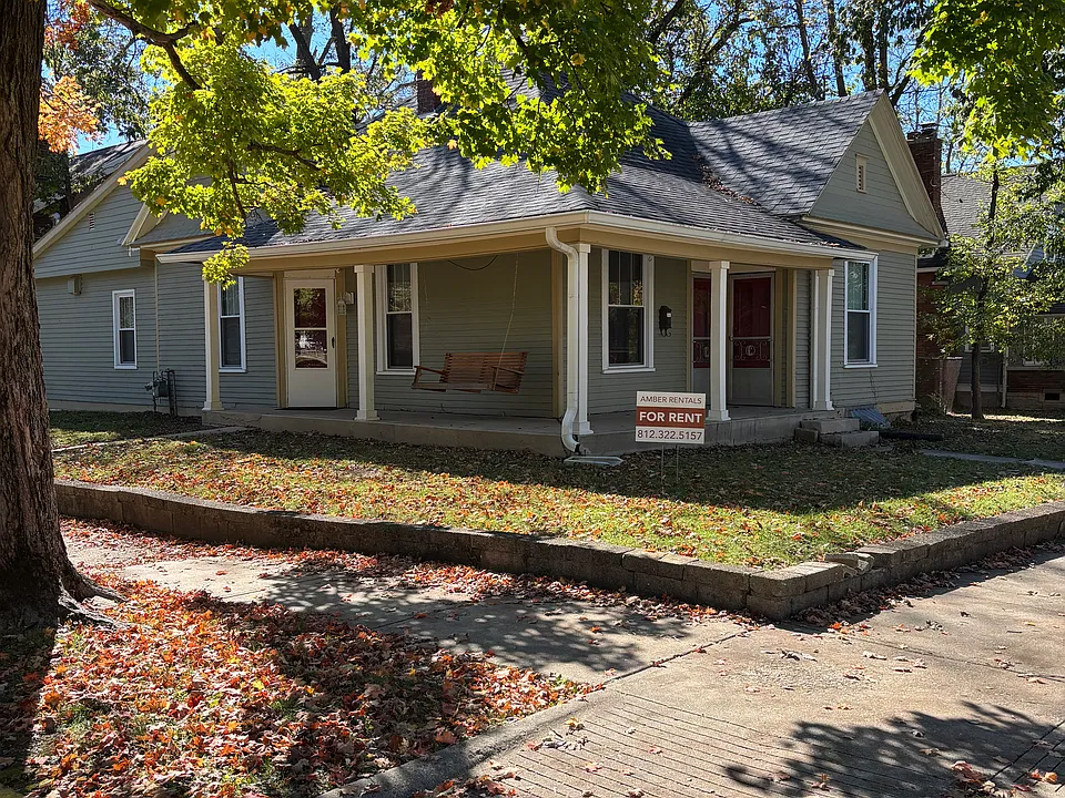 714 E Cottage Grove Ave