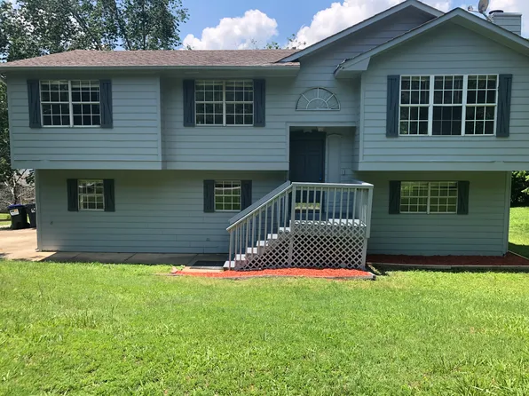 5772 Riverside Dr, Sugar Hill, GA 30518
