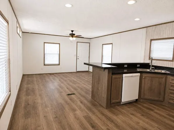220 Robin Ann Ave, Clarksville, TN 37042