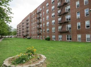 30 Ebbitts St APT 3D, Staten Island, NY 10306