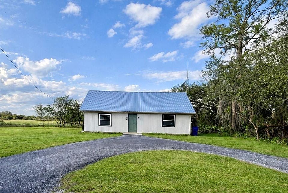 1st image of 1515 Spring Lane
