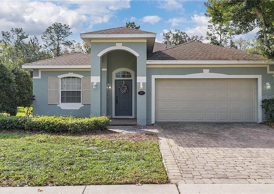 1st image of 217 Asterbrooke Dr