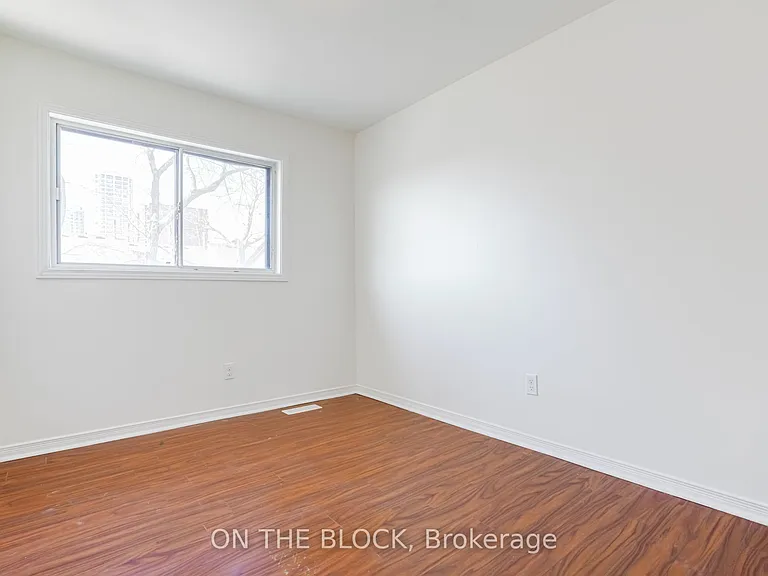 47 Carleton Pl — Photo 27