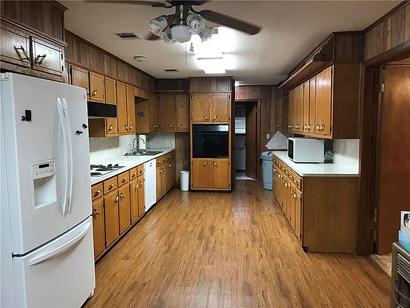 5th image of 7095 N Fm 1744