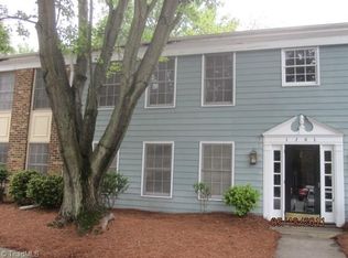 650 E Rugby Row APT I, Winston Salem, NC 27106