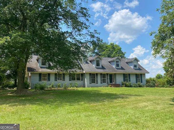 3710 Veal St, Roopville, GA 30170