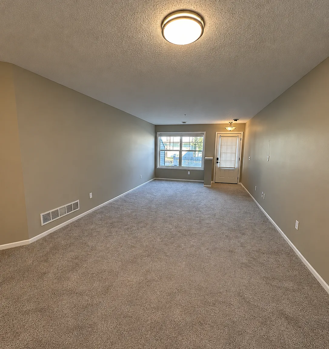 3 bed, 2.5 bath, 1816 sqft, $2,650 — Photo 3