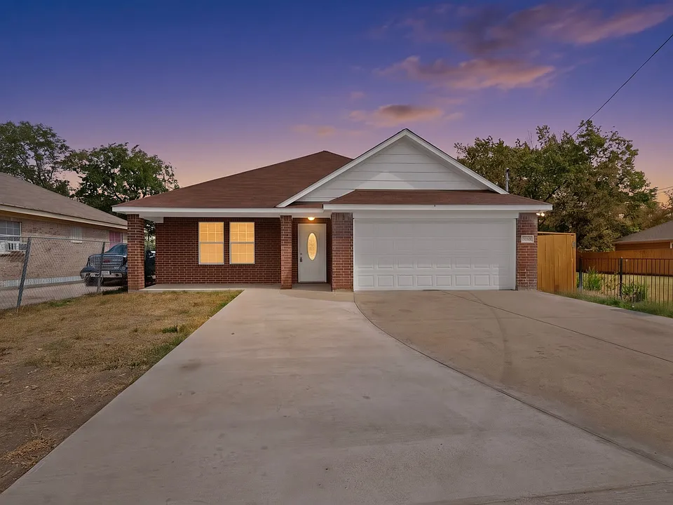 1512 Rowan Ave