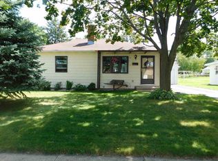 3525 Prairie Ave, Madison, WI 53714