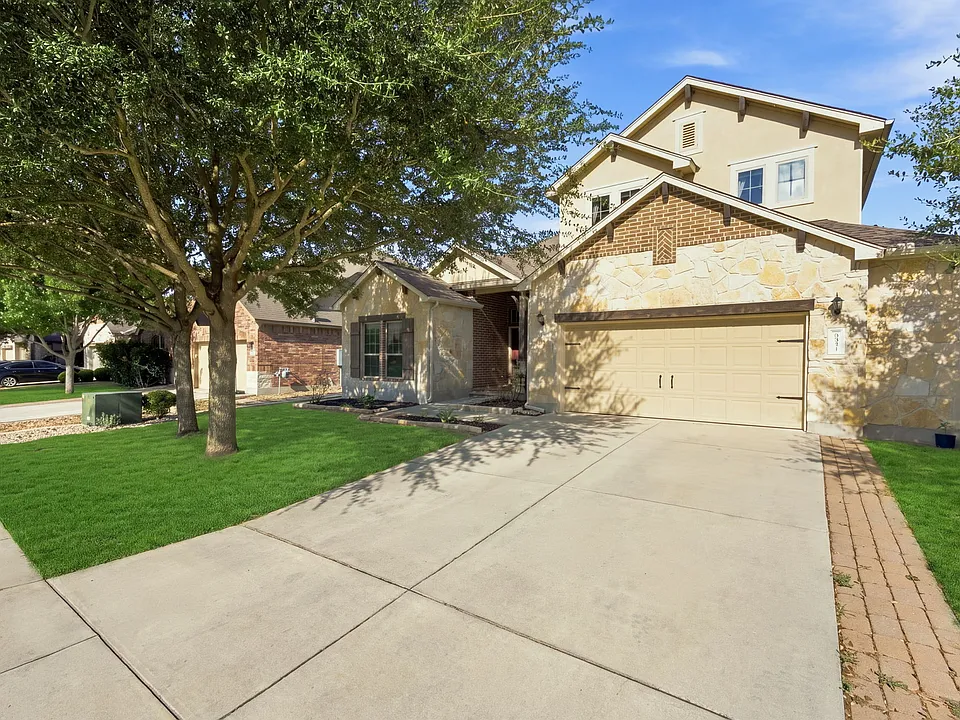 8951 Highland Dawn