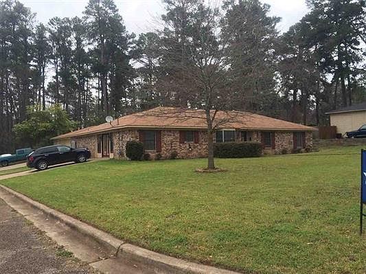 2nd image of 108 Brooksy St