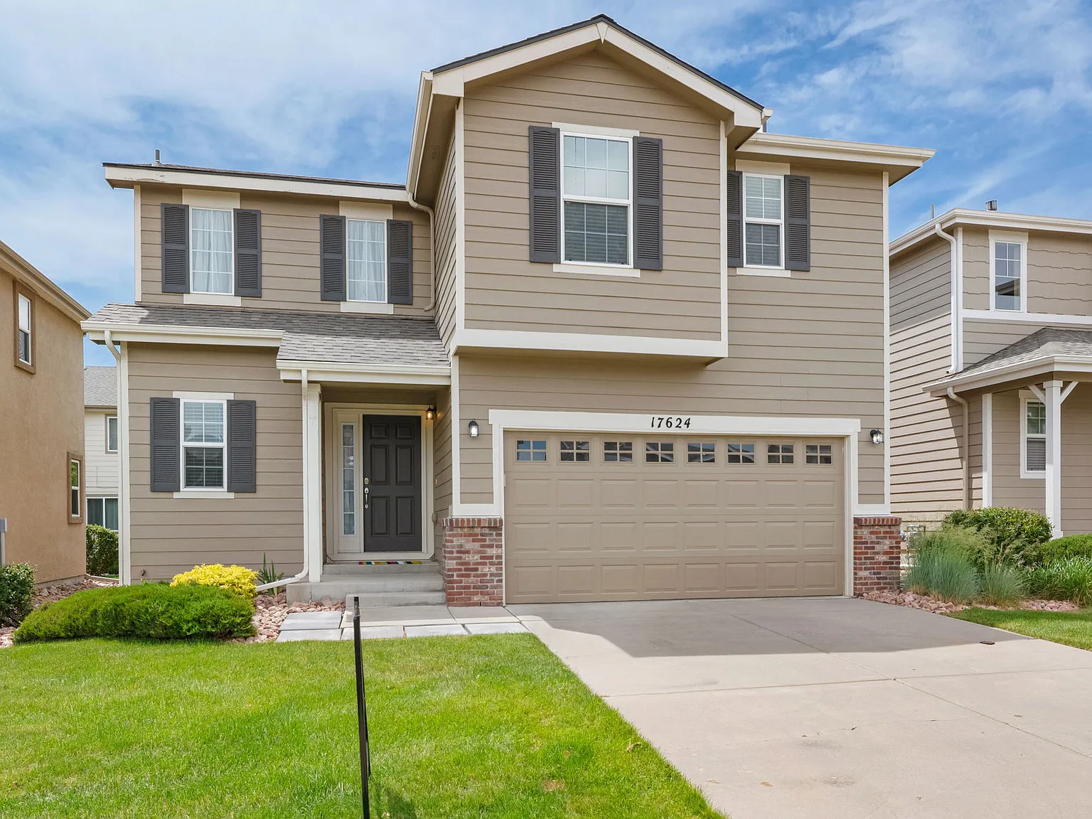 3 bed, 2.5 bath, 1550 sqft, $2,495 — Photo 2