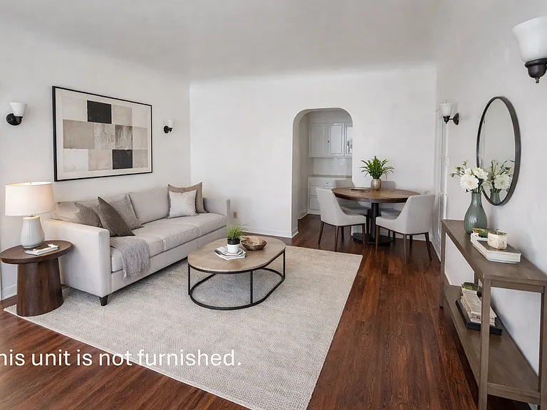1425 Echo Park Ave #7 — Photo 1