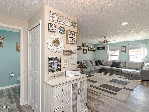 4th image of 14694 W True Rd