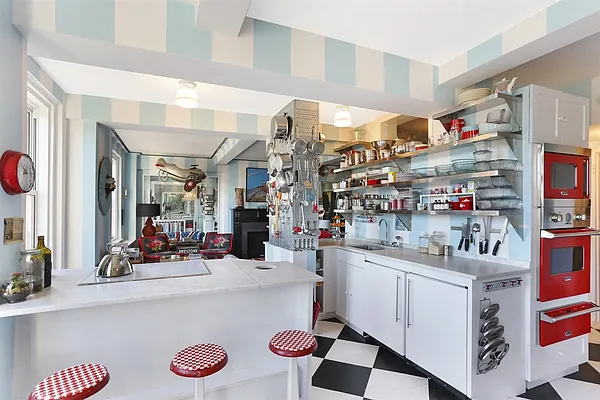 Sold by Corcoran | media 3