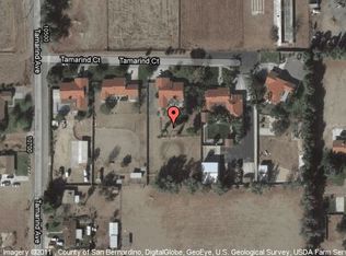 17565 Tamarind Ct, Bloomington, CA 92316