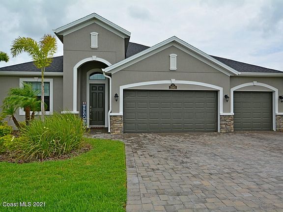 3rd image of 3565 Archdale St