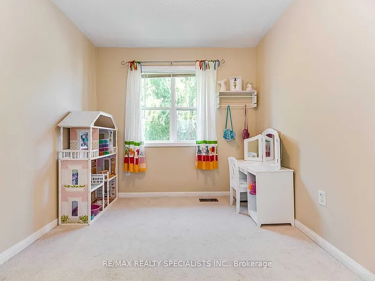 2979 Garnethill Way — Photo 17