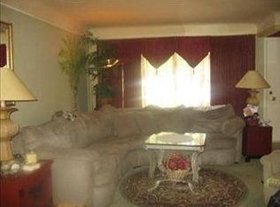 5628 Allendale Dr, North Olmsted, OH 44070