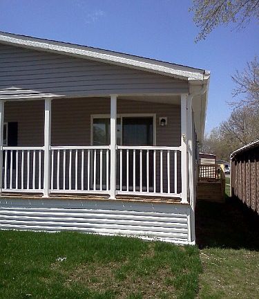2nd image of 9524 Johnson St NE