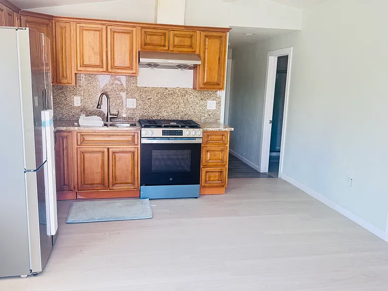 27764 Loyola Ave #1 — Photo 8