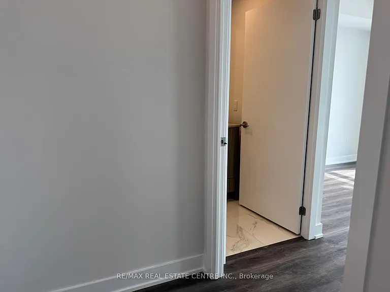 430 Square One Dr #1007 — Photo 24