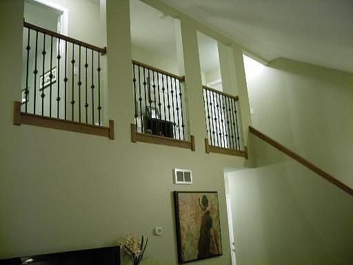 4th image of 723 Lisbon St
