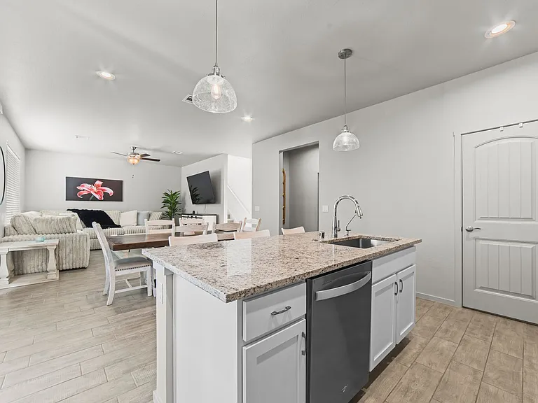 5110 W Longtail Rd — Photo 20