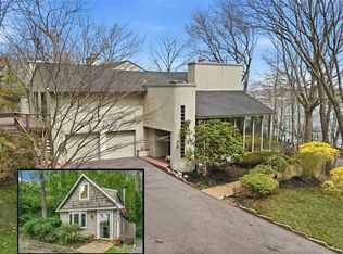 8 Idle Day Knoll, Centerport, NY 11721