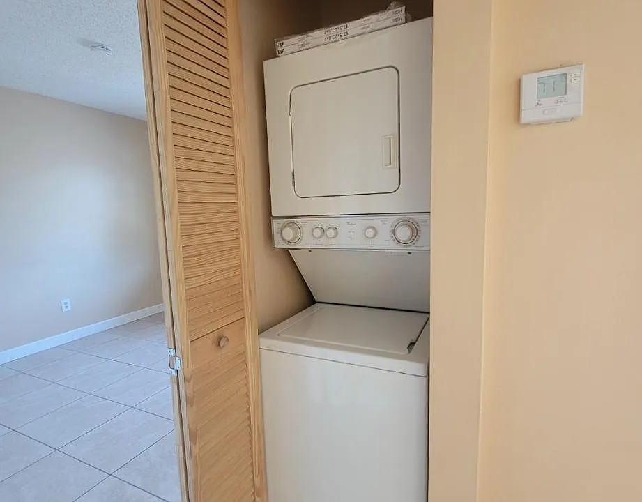 Washer & Dryer