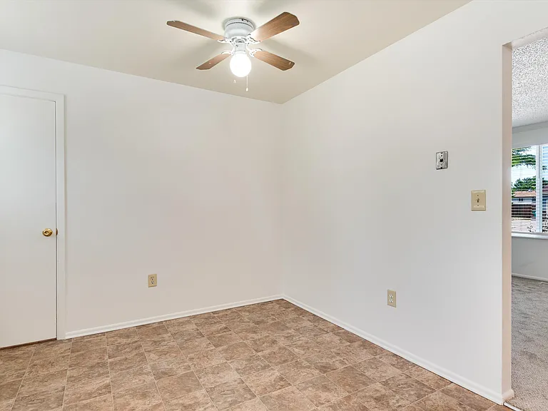 16176 E Bates Dr — Photo 15